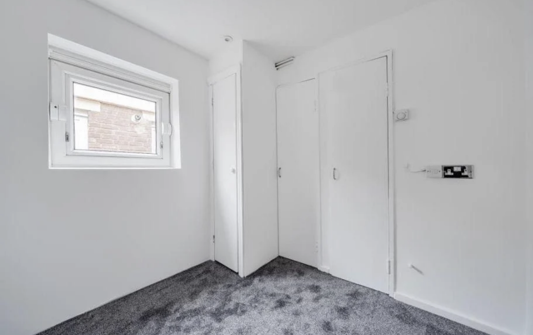 2 bed property in Stonegrove Gardens, Edgware